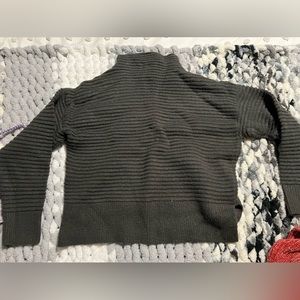 Garage mock neck sweater size s